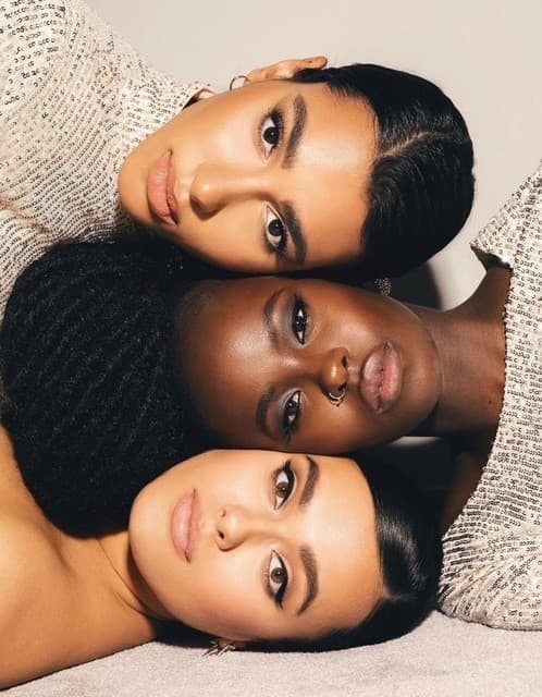 Beauty portrait med tre modeller